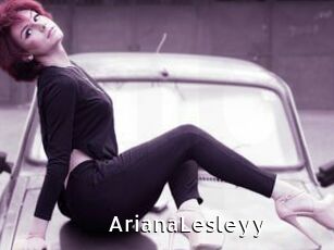 ArianaLesleyy