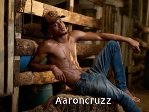 Aaroncruzz