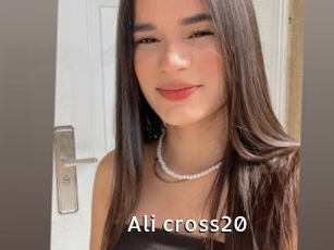 Ali_cross20