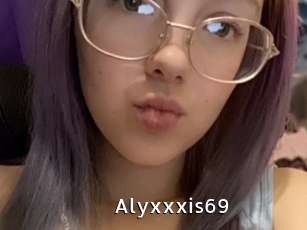 Alyxxxis69