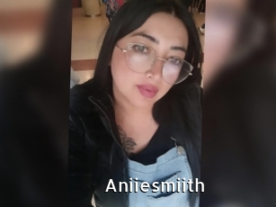 Aniiesmiith