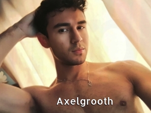 Axelgrooth