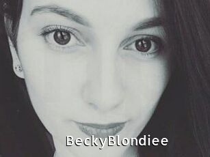BeckyBlondiee
