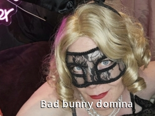 Bad_bunny_domina