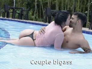 Couple_bigass