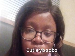 Cutieyboobz