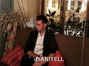 DANI_YELL