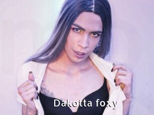 Dakotta_foxy