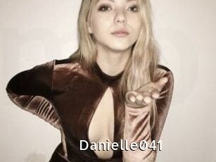 Danielle041