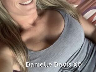 Danielle_Davis_XO