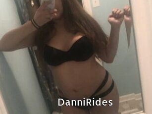 Danni_Rides