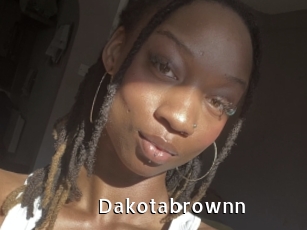 Dakotabrownn