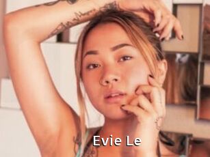 Evie_Le