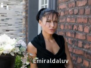 Emiraldaluv