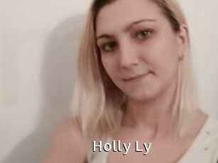 Holly_Ly
