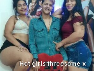 hot_girls_threesome_x My Porno Stash
