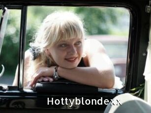 Hottyblondexx