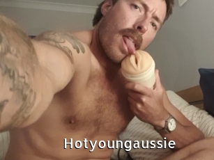 Hotyoungaussie