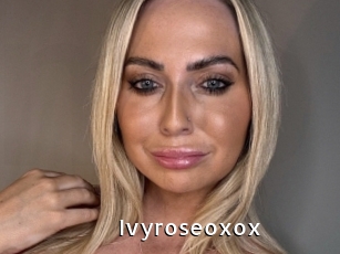 Ivyroseoxox