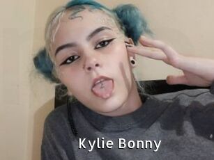 Kylie_Bonny