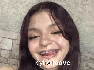 Kylie_loove