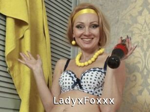 LadyxFoxxx