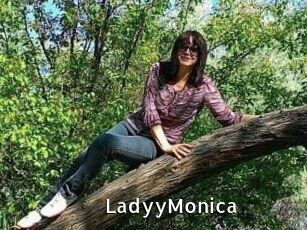 LadyyMonica