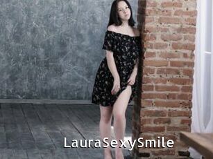 LauraSexySmile