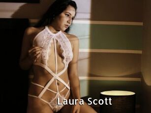 Laura_Scott