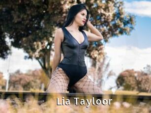 Lia_Tayloor