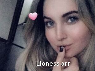 Lioness_arr
