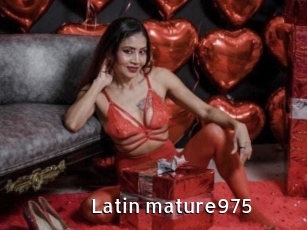 Latin_mature975
