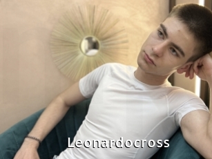 Leonardocross