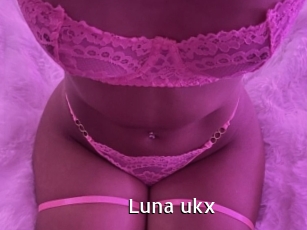 Luna_ukx