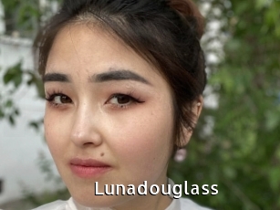 Lunadouglass
