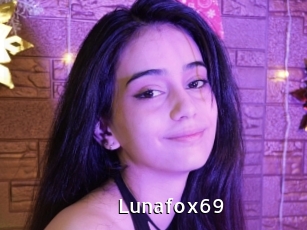 Lunafox69