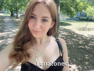 Lunatoned