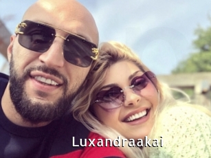 Luxandraakai