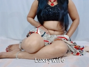 Luxrywife