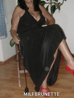 MILFBRUNETTE