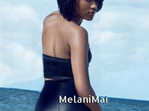 MelaniMai