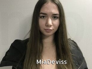 MiaDeviss