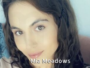 Mia_Meadows
