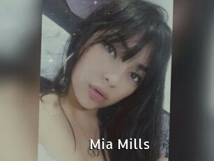 Mia_Mills
