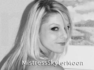 MistressSkylerMoon
