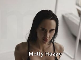 Molly_Hazze