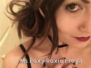 Ms_Foxy_Roxie_Freya