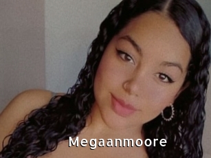 Megaanmoore