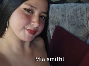 Mia_smithl
