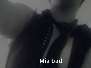Mia_bad